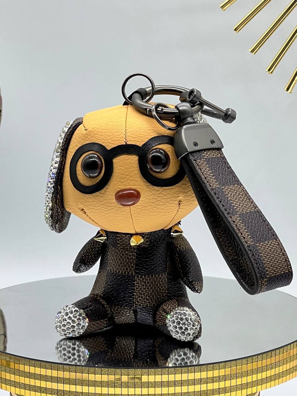 Louis Vuitton Dog Bag Charm / Keychain Μπρελόκ
