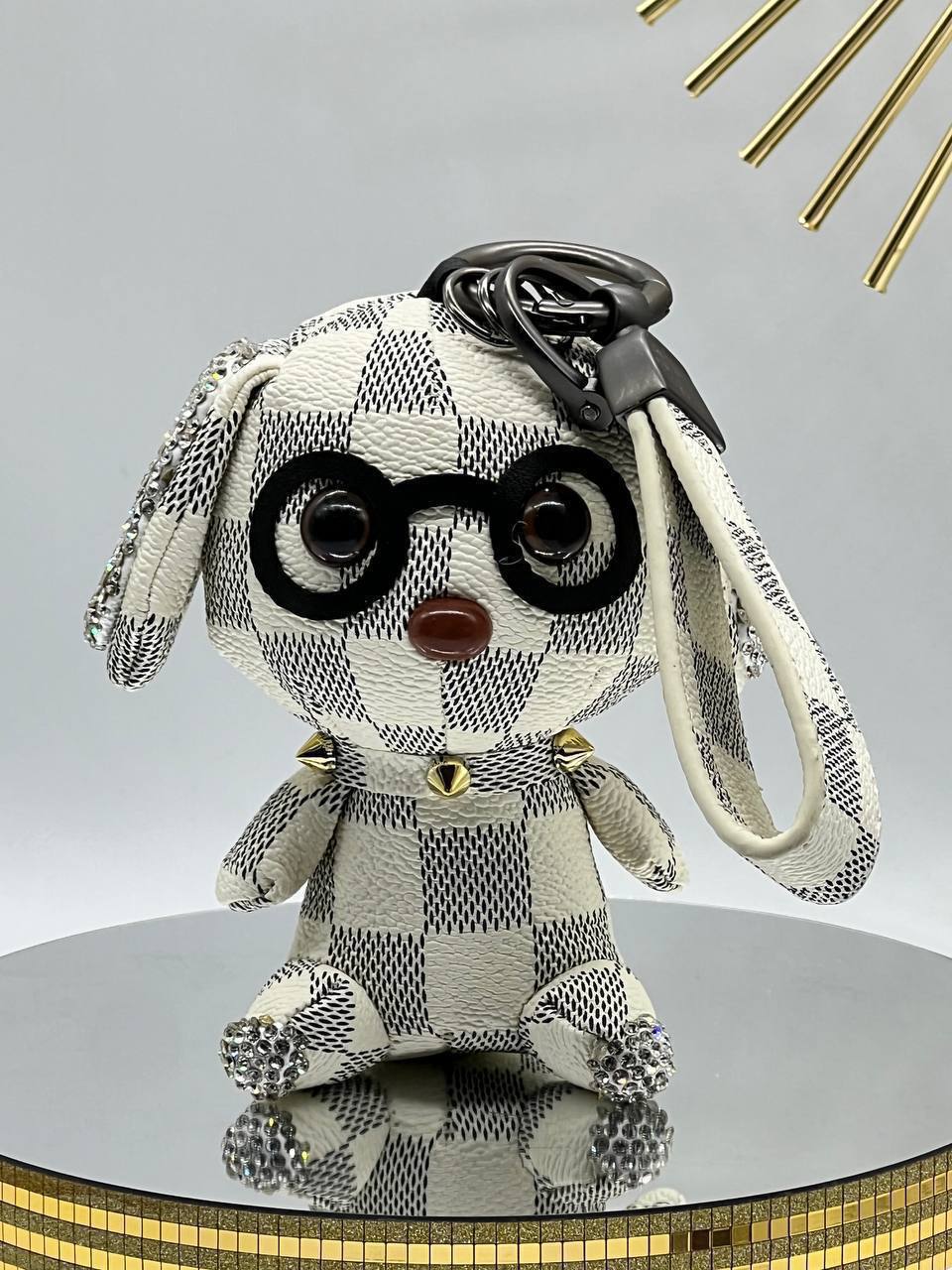 Louis Vuitton Dog Bag Charm / Keychain Μπρελόκ