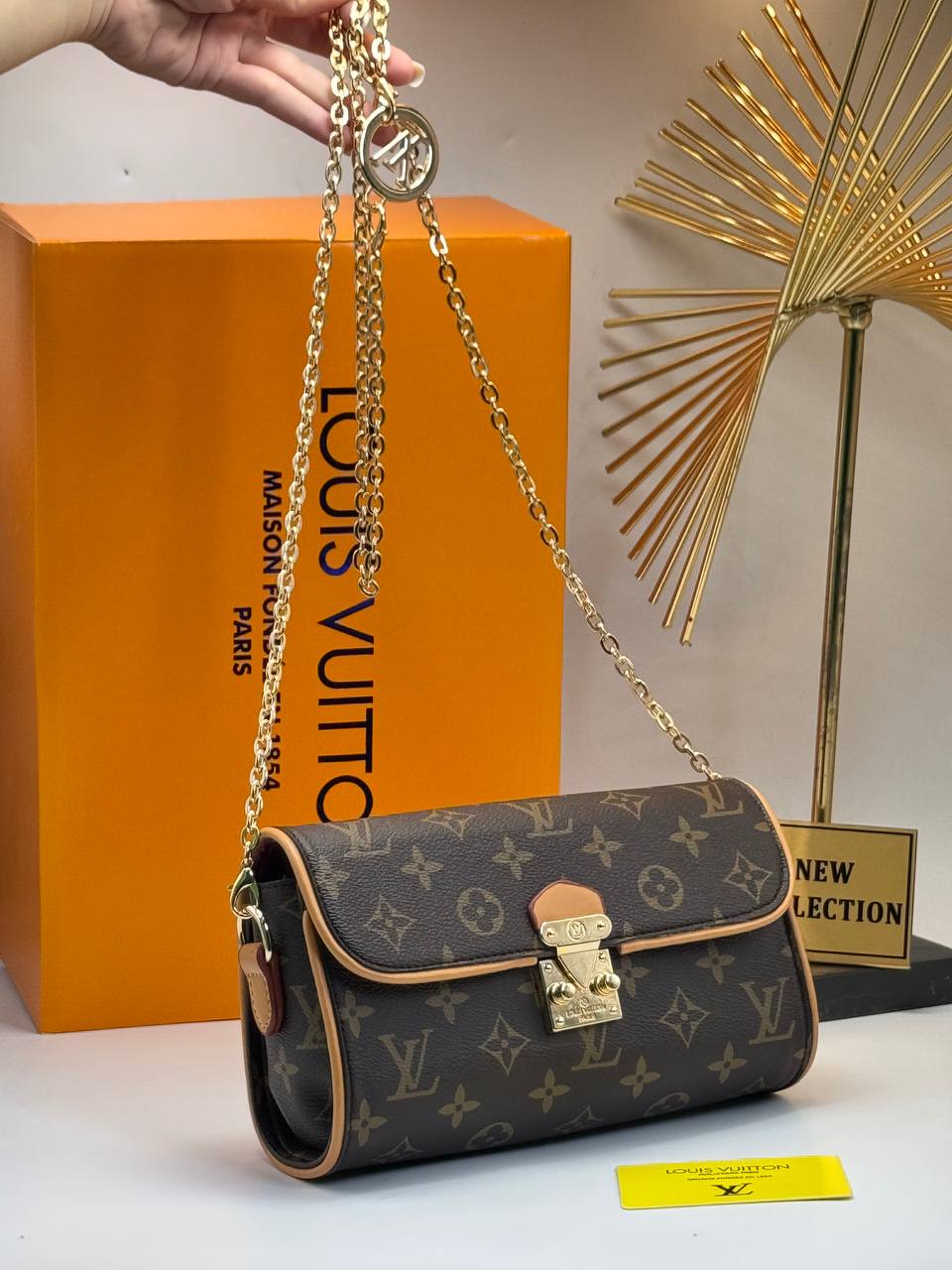 Louis Vuitton Pochette Camille Monogram