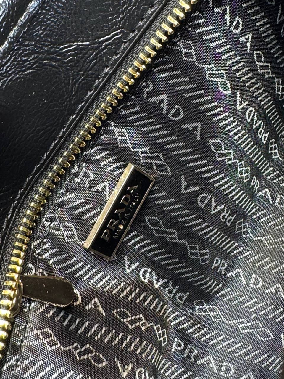 Prada Bonnie - Black