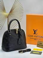 Louis Vuitton Alma Μαύρη
