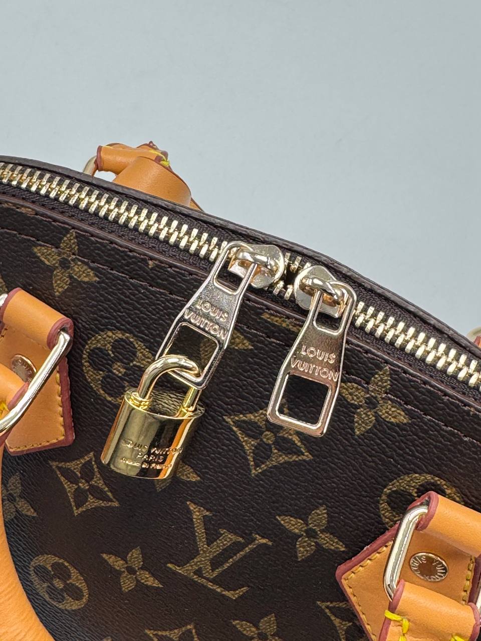 Louis Vuitton Alma Monogram