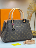 Louis Vuitton Τσάντα Monogram με Λουράκι